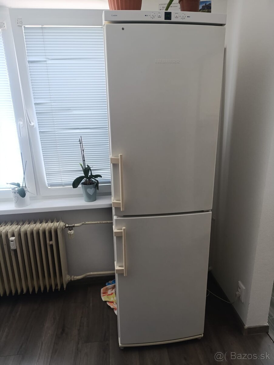 Chladnička LIEBHERR kombinovaná 2 kompresorova