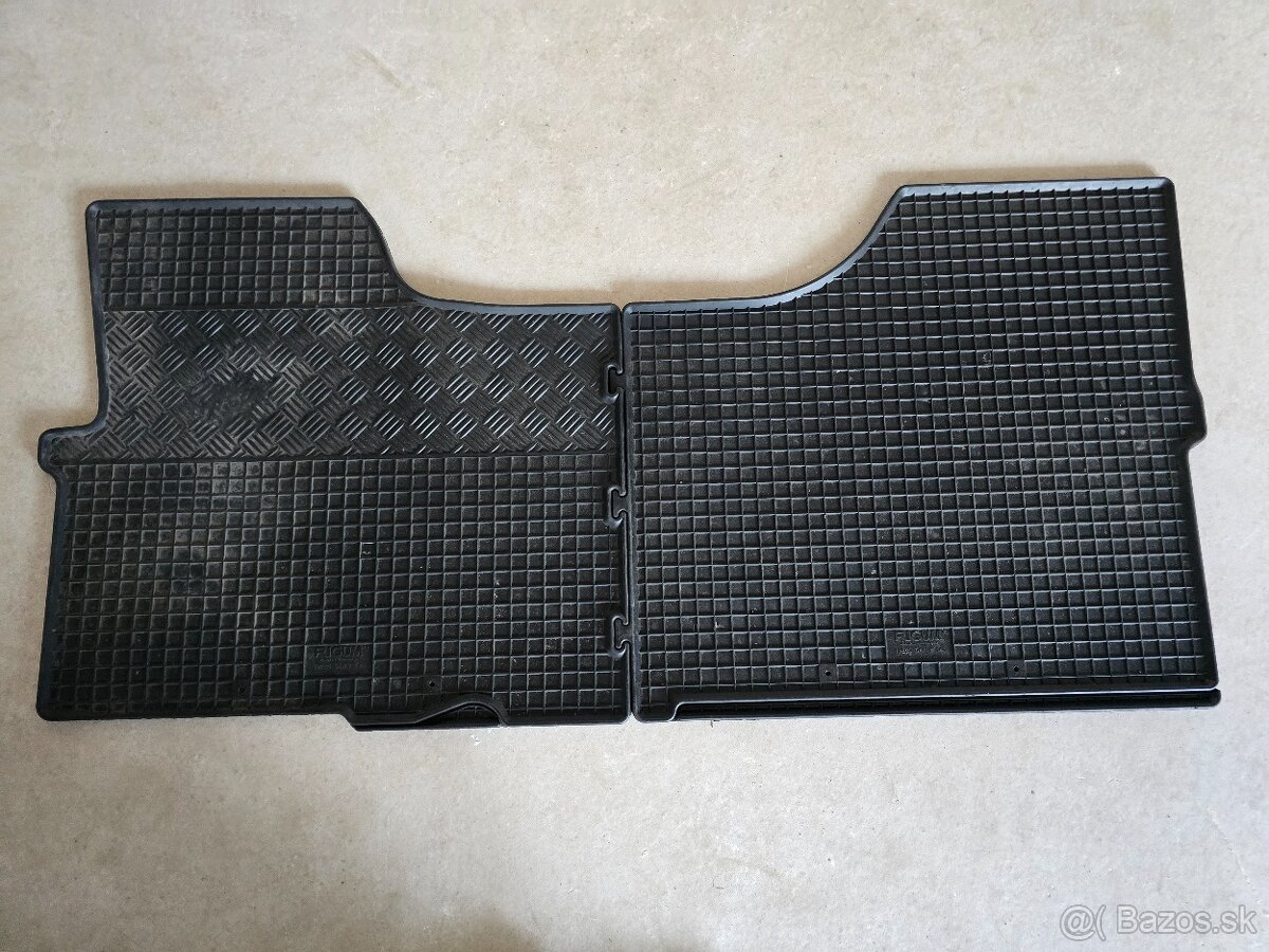 Predám gumene koberce Iveco Daily 2014 +