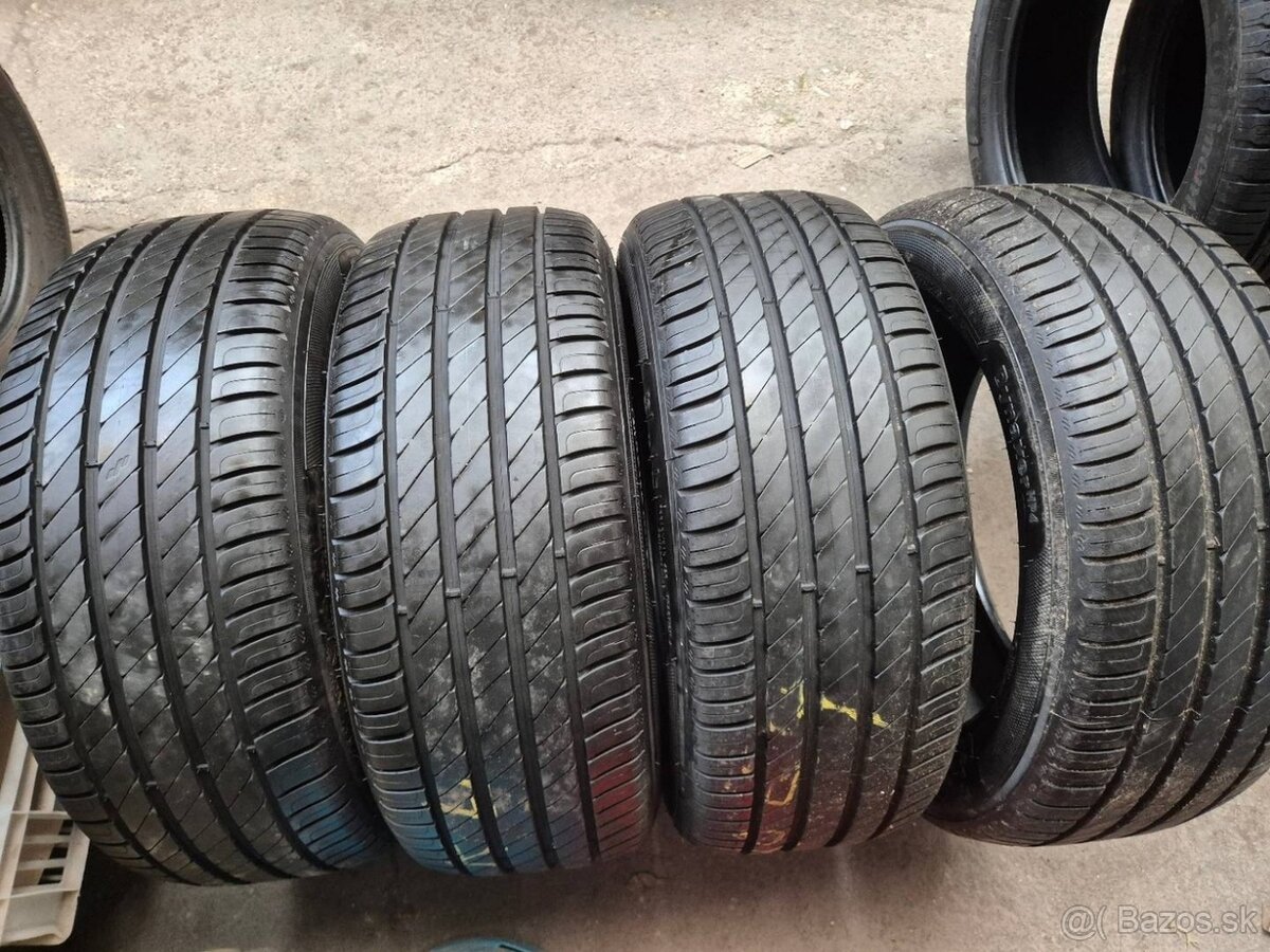 215/55 r17 letné 4 ks FALKEN - z nového auta DOT2024