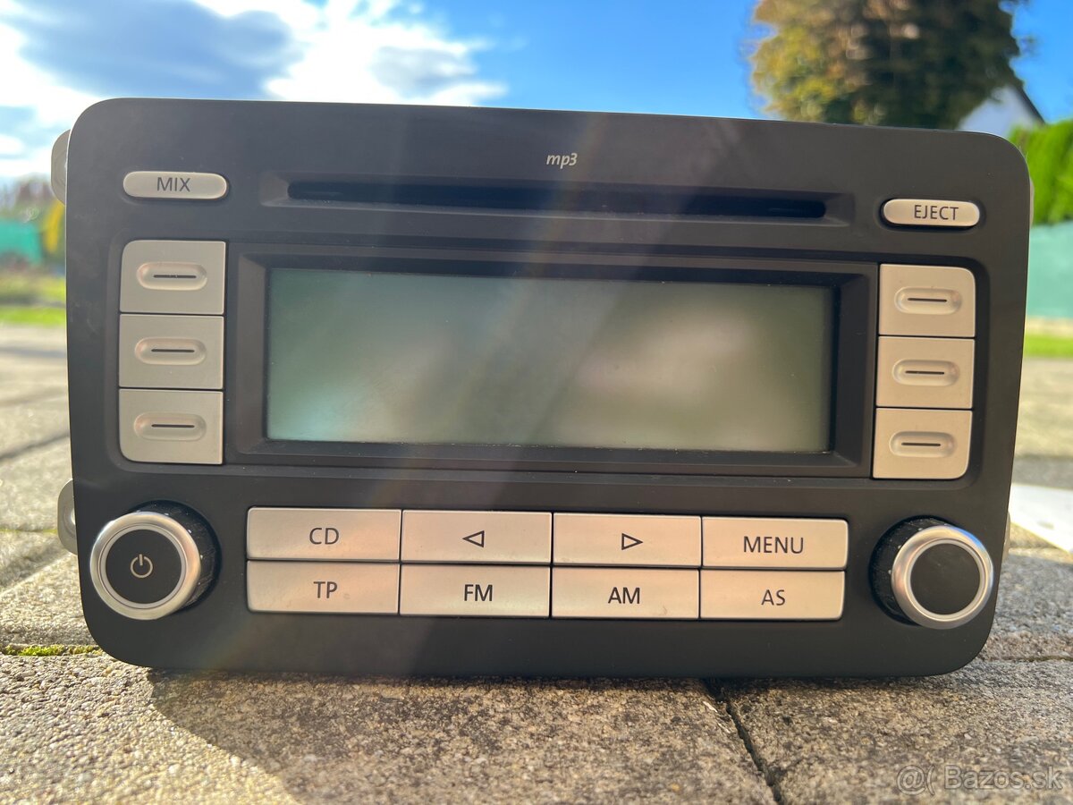 Rádio na Volkswagen golf mk5