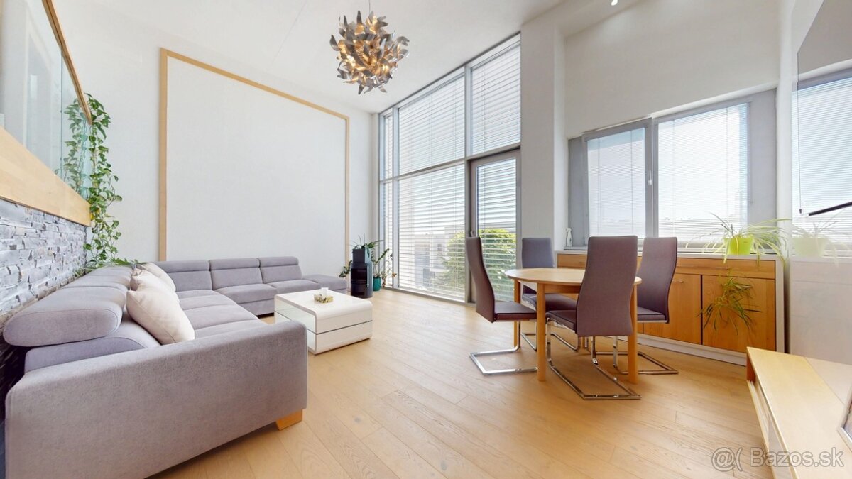 Luxusný 5i. RD, 3x kúpeľňa, garáž, KLÍMA, Vavrinecká ul. TOP