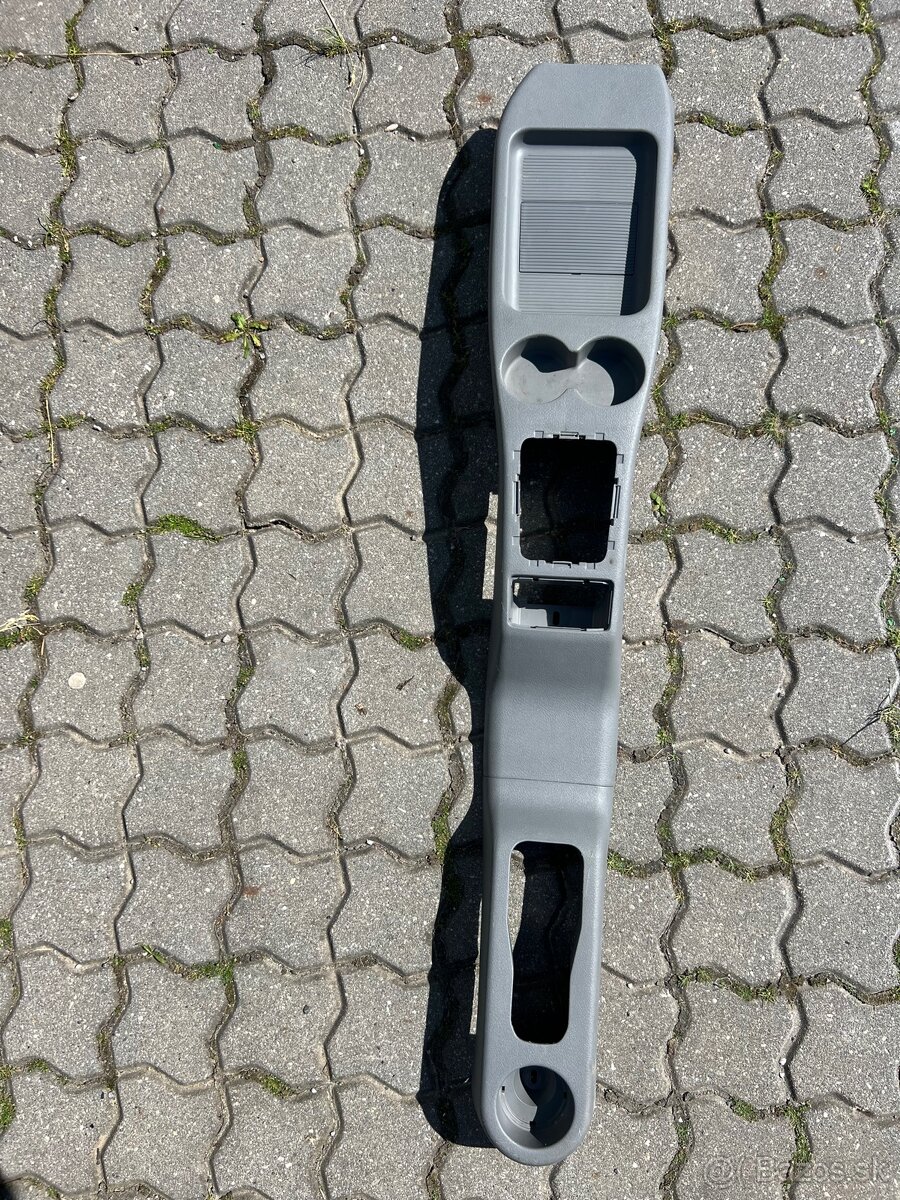 Škoda felicia stredový tunel