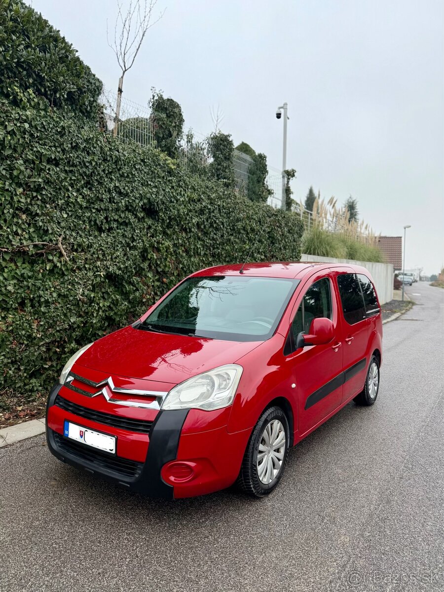 CITROEN BERLINGO MULTISPACE 7-MIESTNE / 1,6 HDI PRVÝ MAJITEĽ