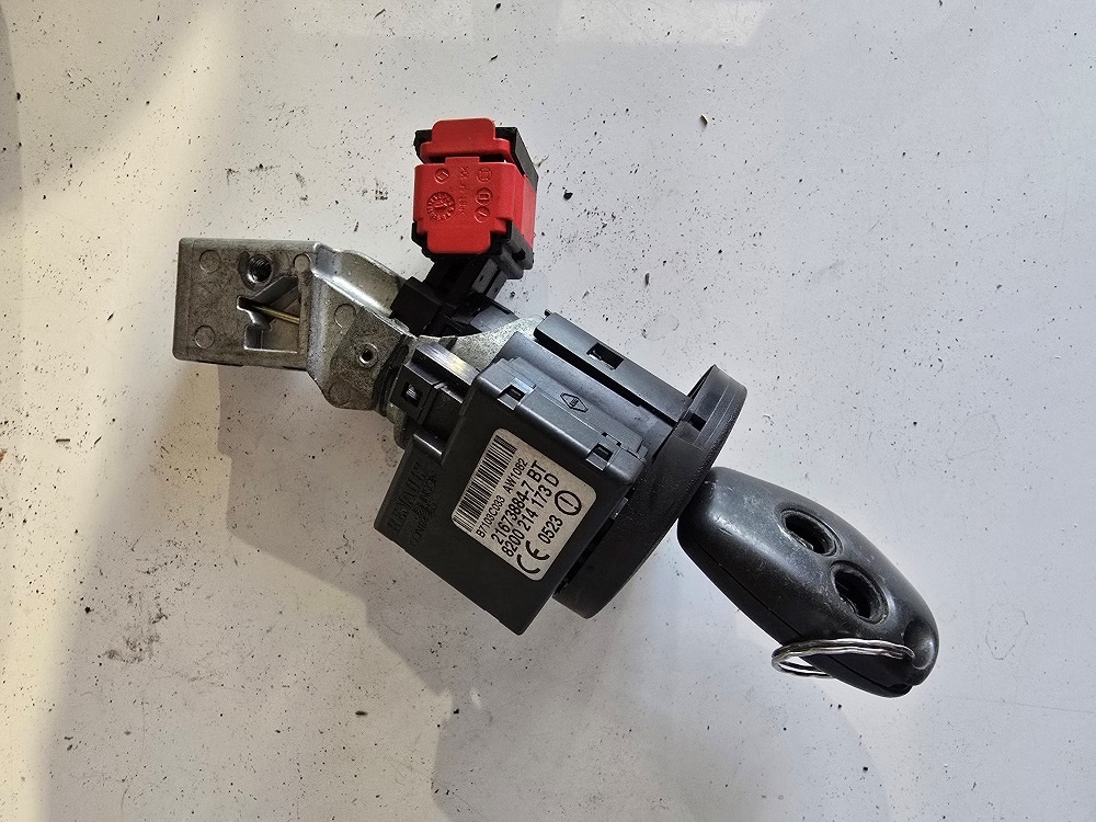 Spínacia skrinka Renault Modus 8200214173D