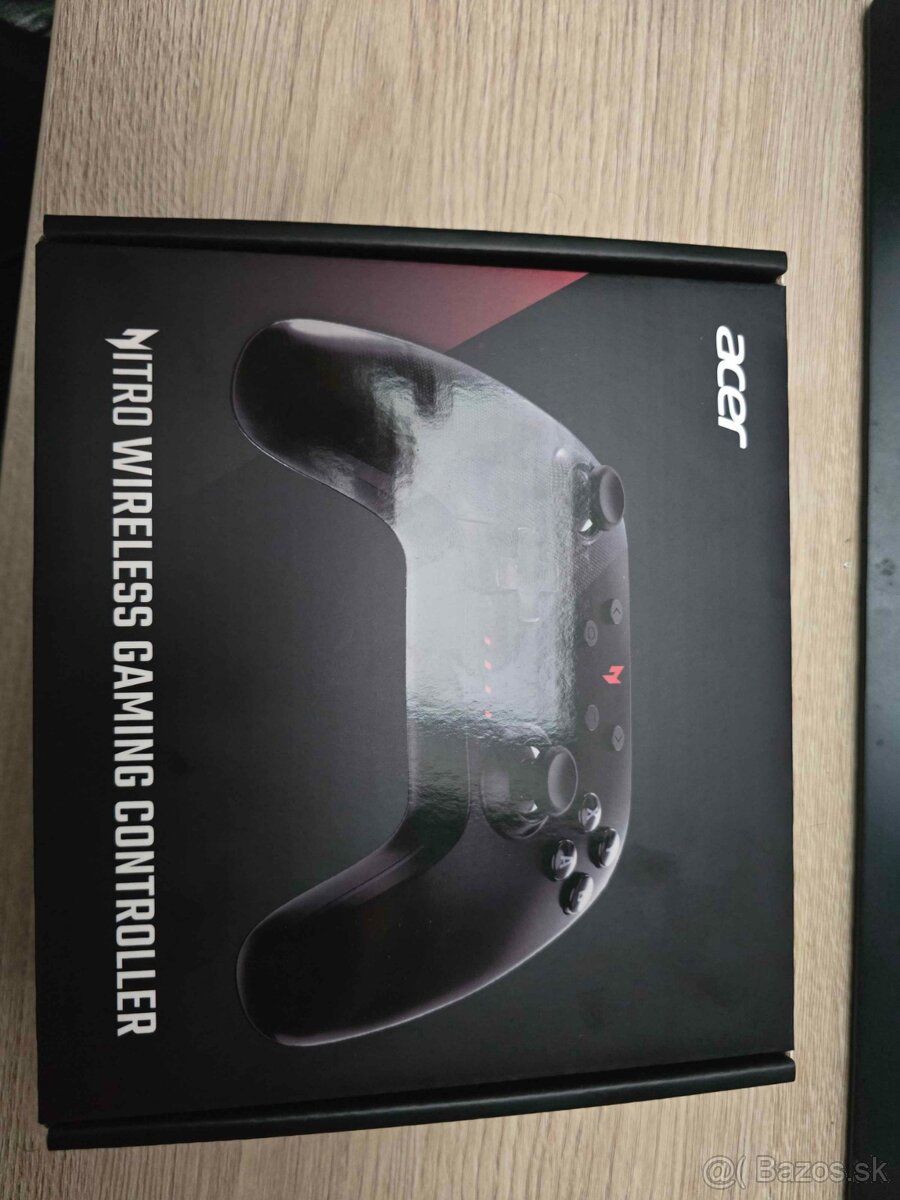 Acer Nitro Wireless Gaming Controller Black NGR300