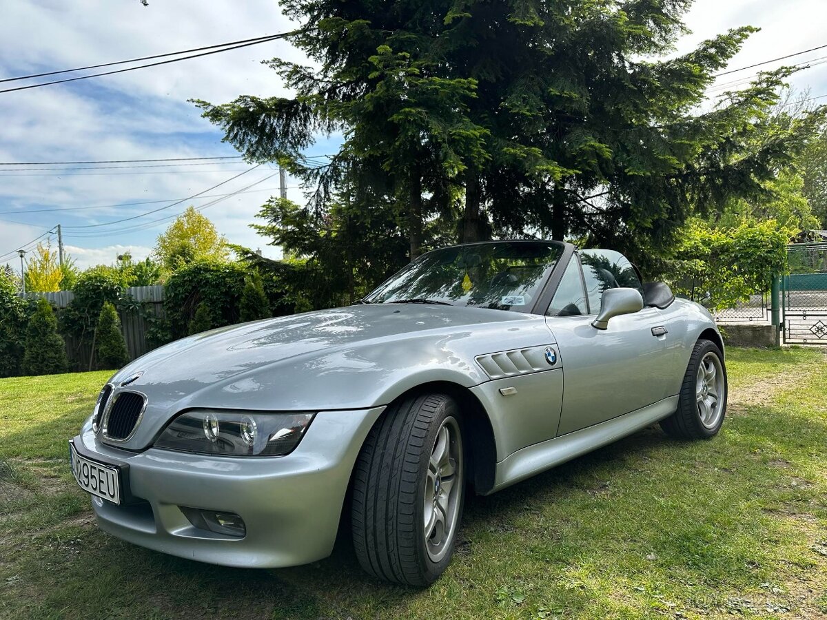 Predám prednú kapotu z BMW Z3