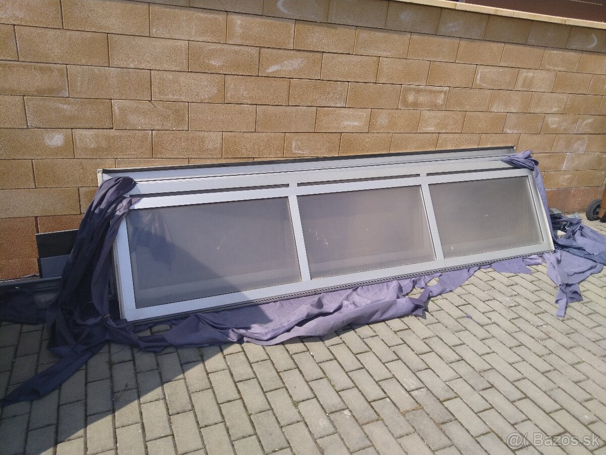 Predám hlinikovu garazovu branu