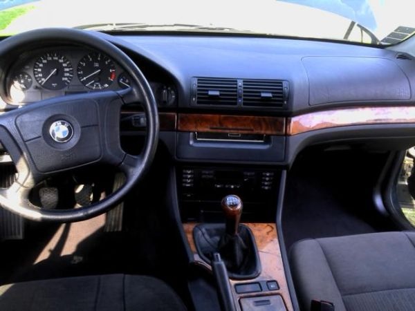 bmw e39 interier rozpredaj na diely