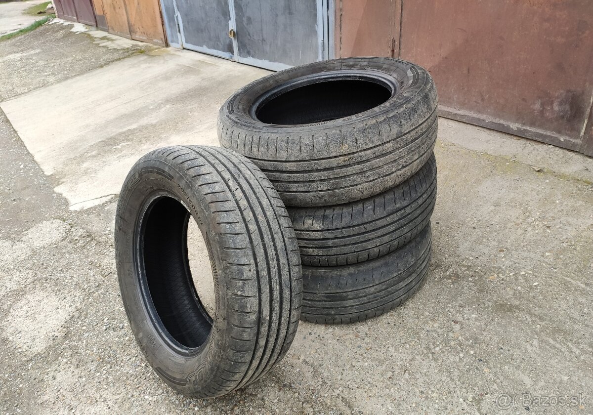 205/60 R15 Dunlop