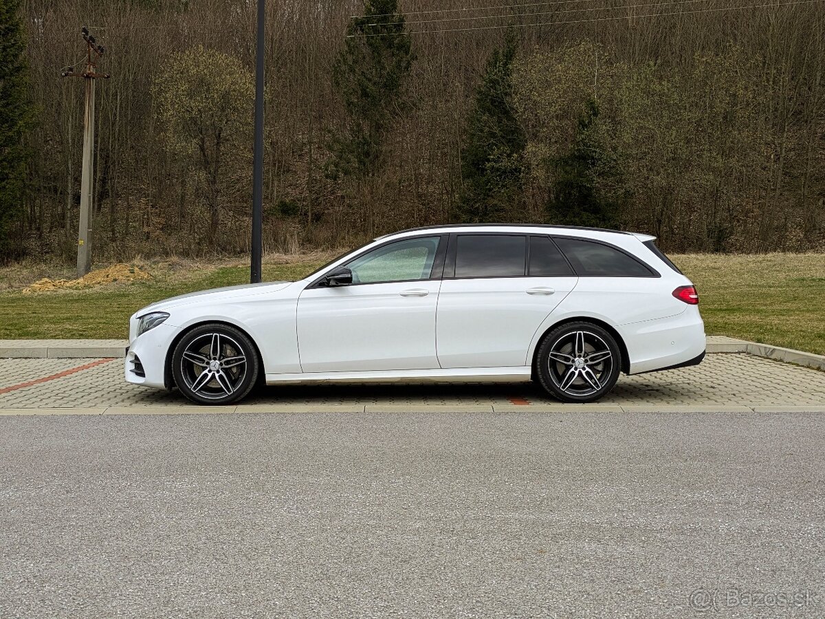 Mercedes-Benz E trieda Kombi 400 4MATIC 3.5 V6 AMG Line