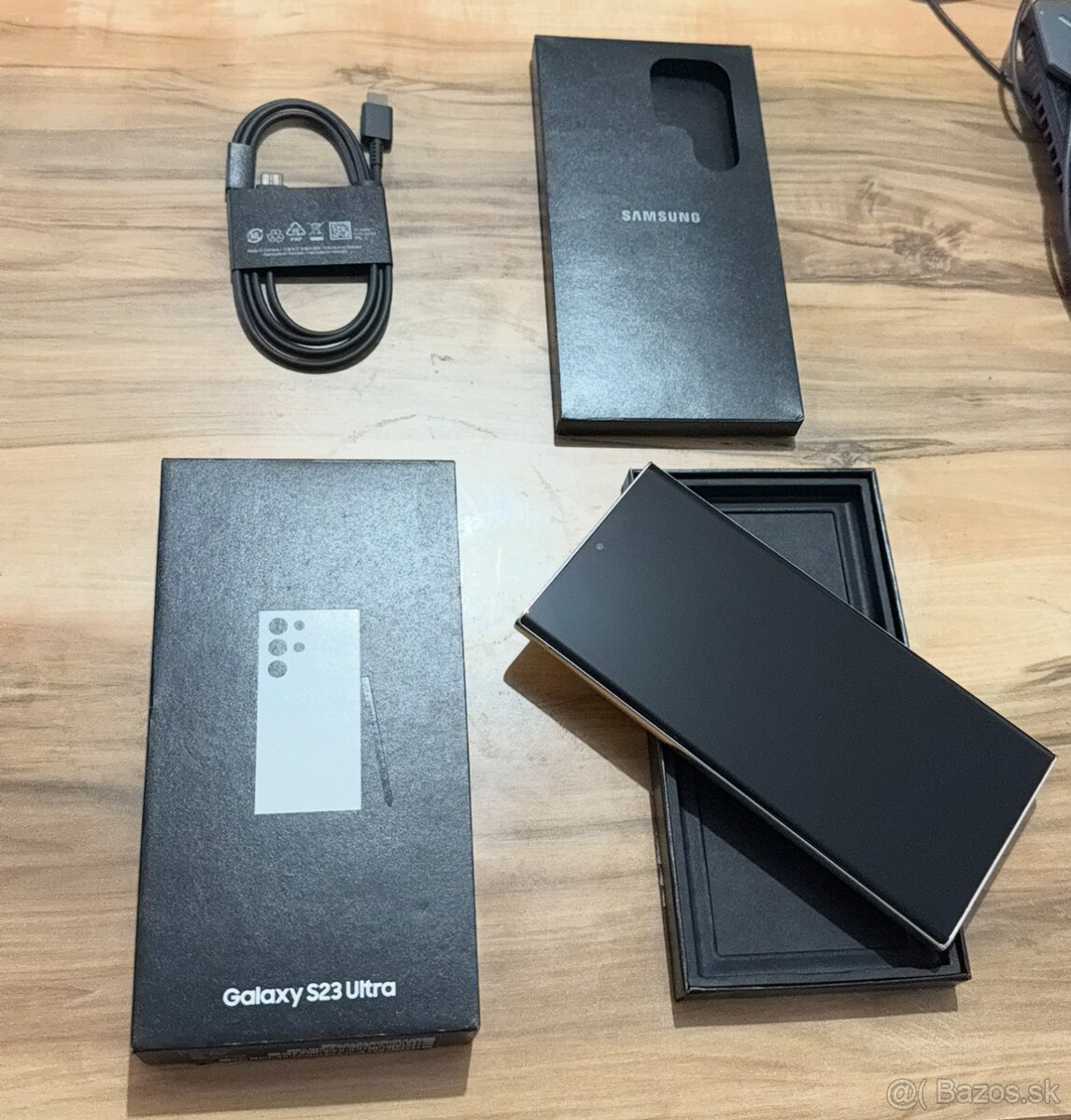 Predám Samsung Galaxy S23 Ultra 12GB Rám 512GB Silver Nový