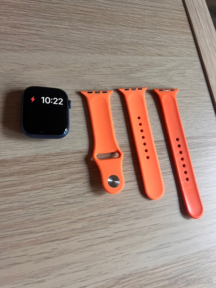 Predám Apple watch 7 45mm modré