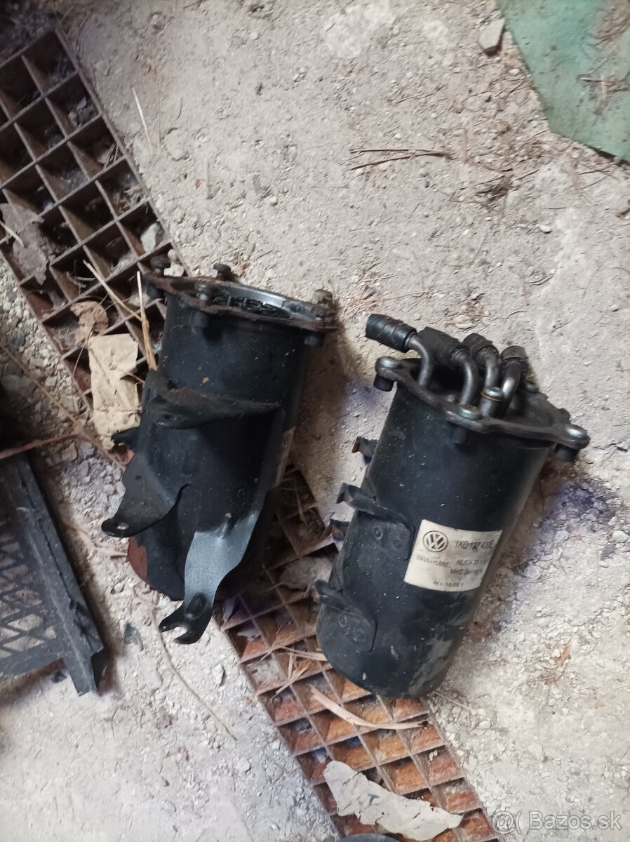 Škoda Octavia 2/ VW Passat B6 obal palivového filtra