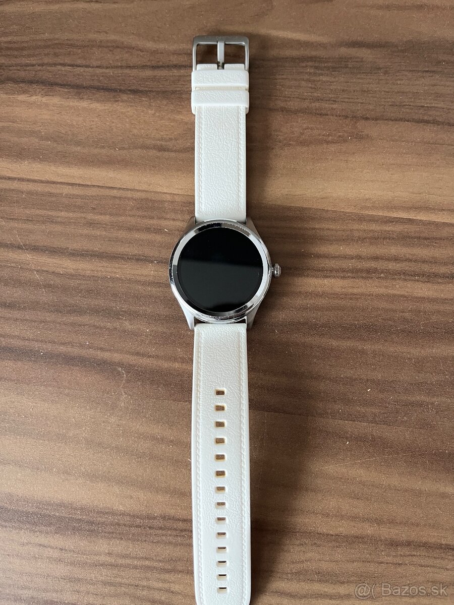 Smart hodinky Carneo