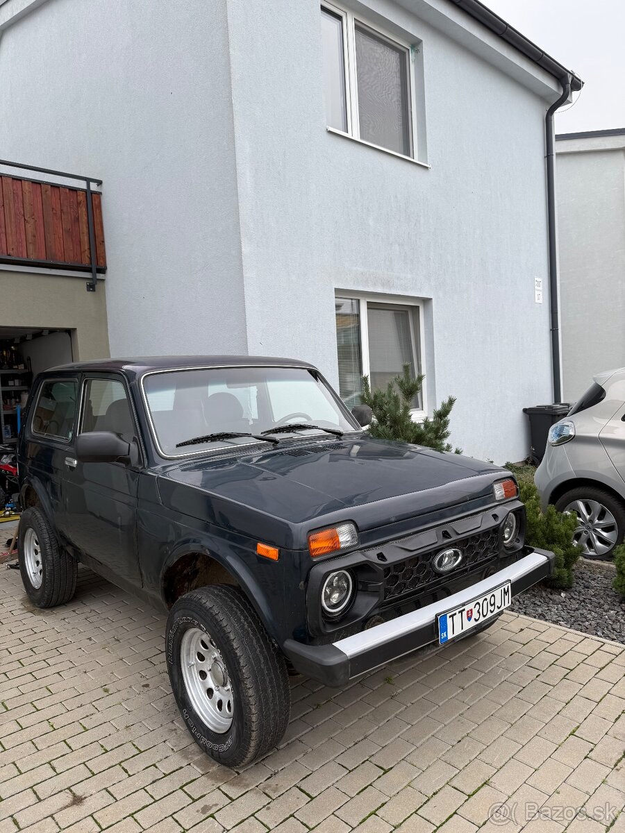 Lada Niva 2014 1.7i 4bod vstrek Servo
