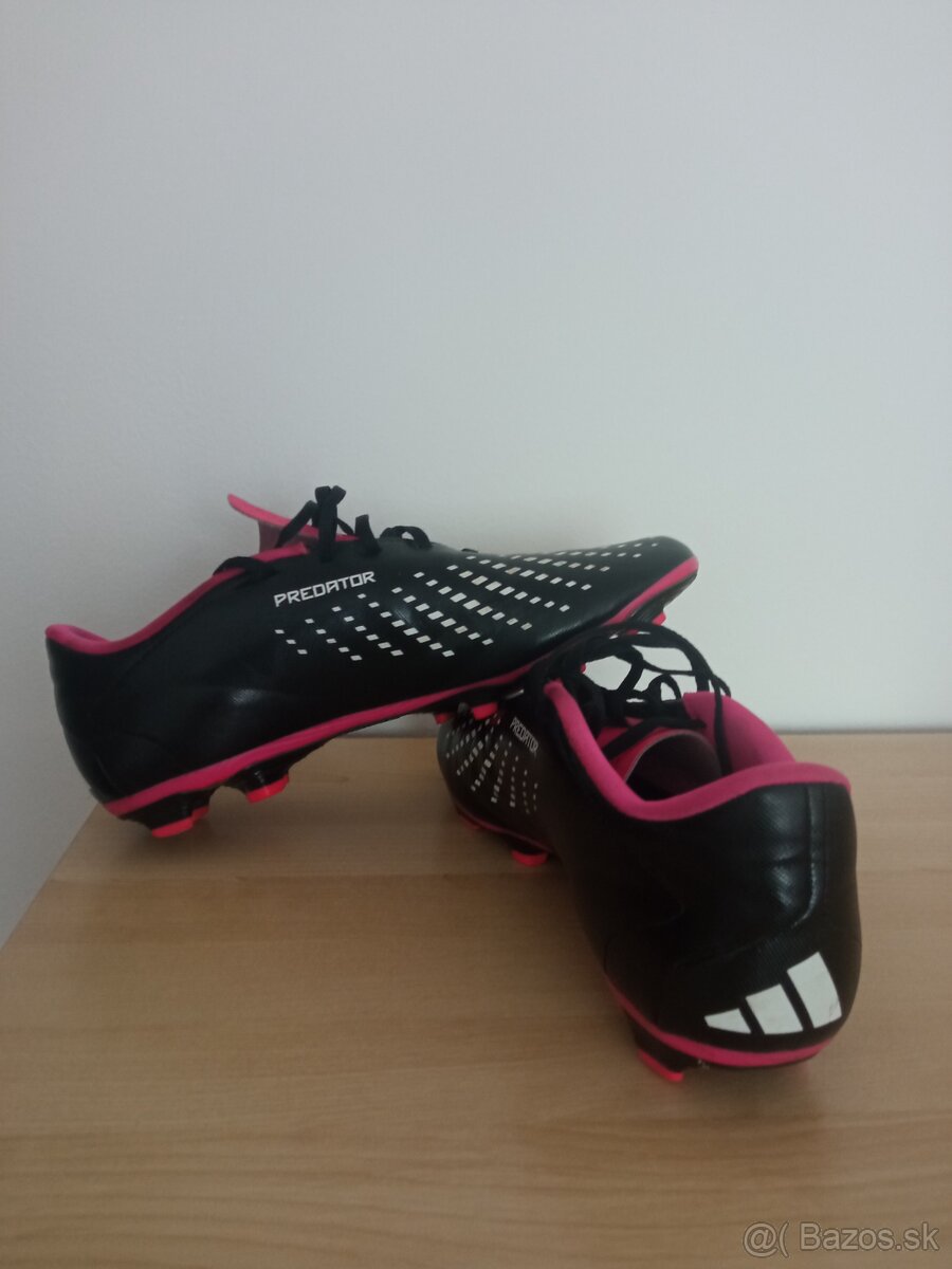 Predám Adidas kopačky