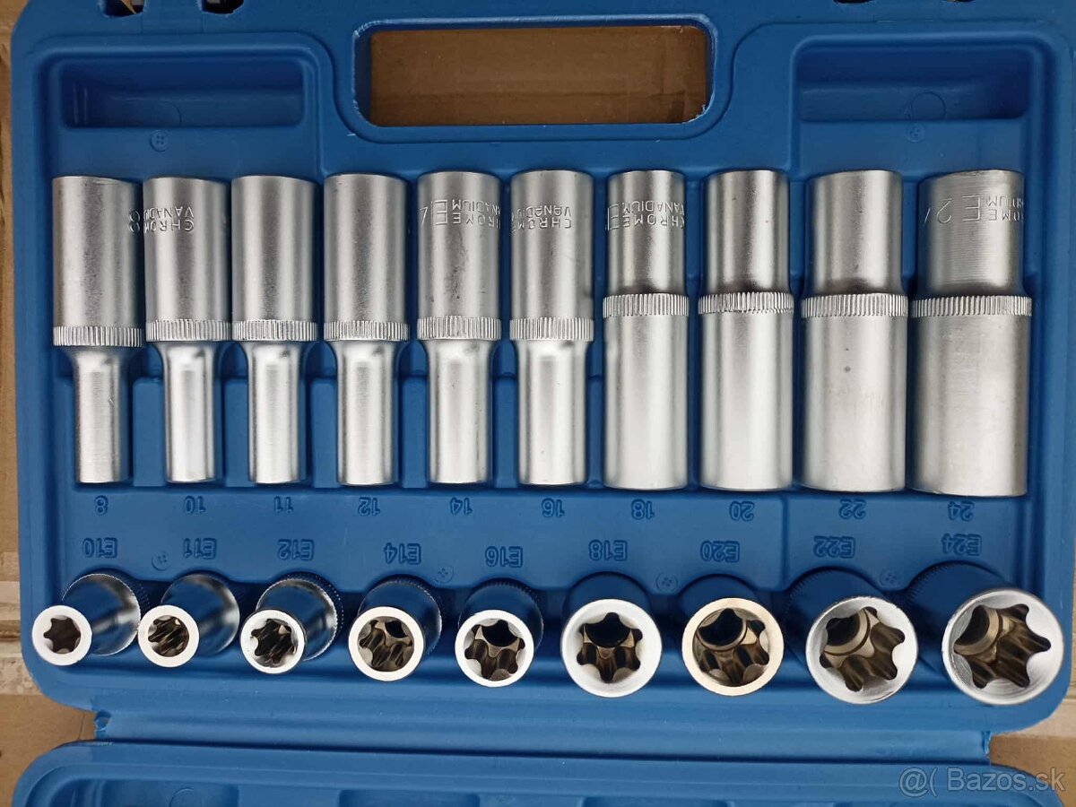 Sada nástrčných hlavíc