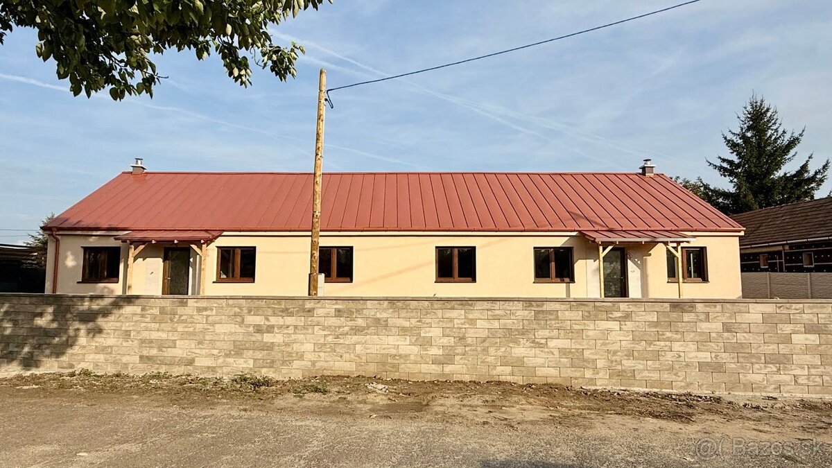 MAĎARSKO - TORNYOSNÉMETI NOVOSTAVBA 4 IZBOVÉHO RD 118 M2, PO