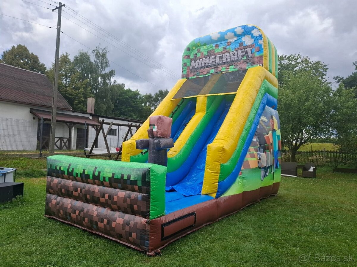 Skakaci hrad 6x3x6 m - MINECRAFT