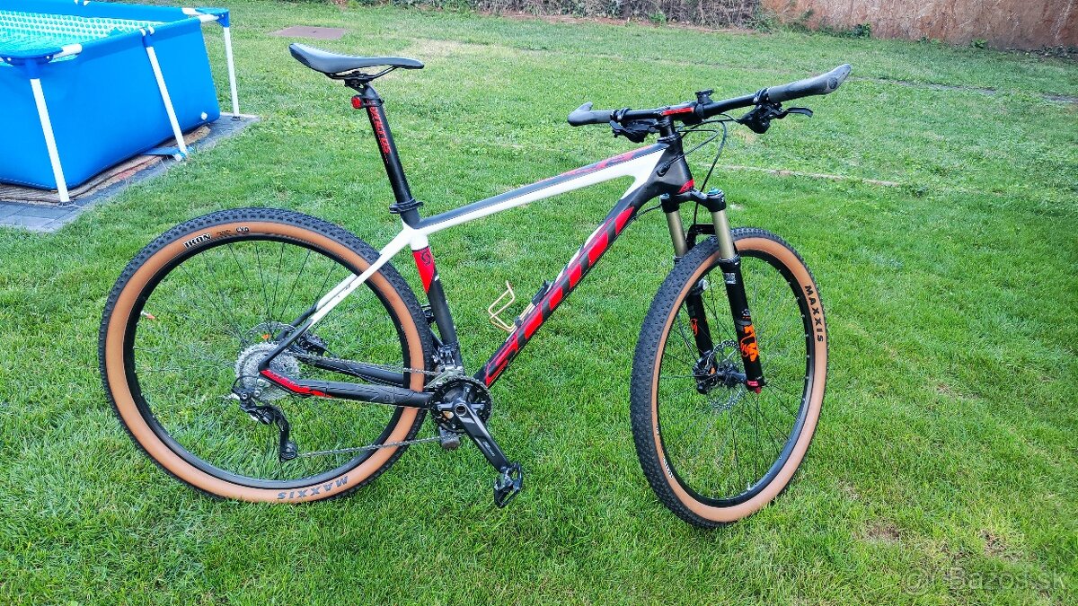 Scott scale 930 carbon