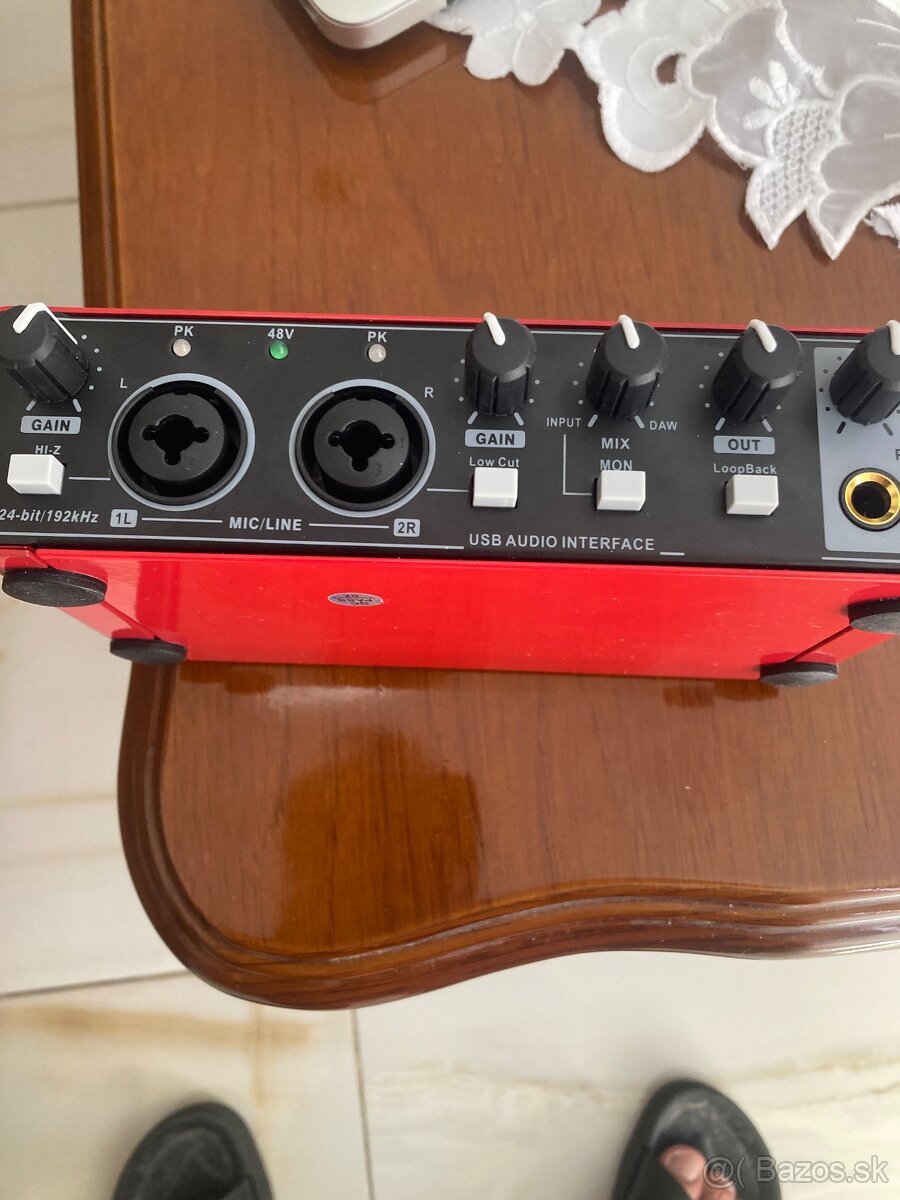 USB
