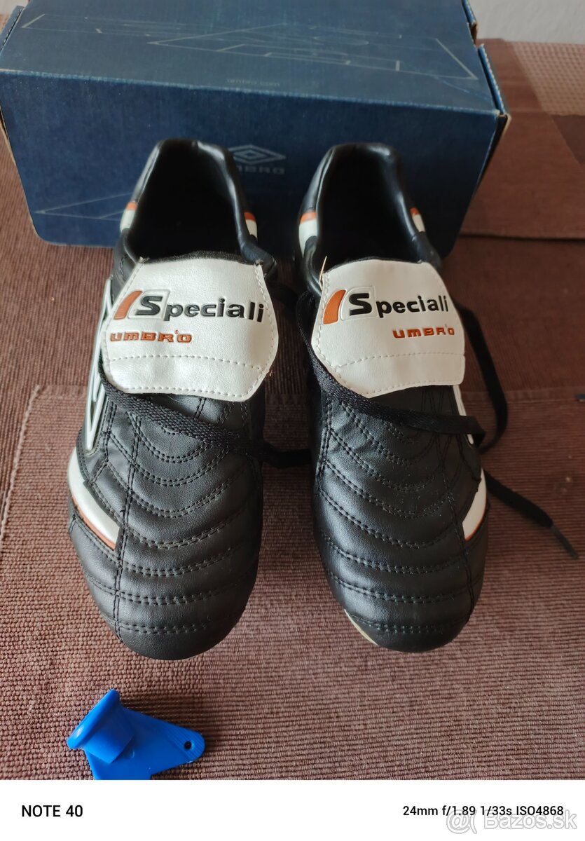 Kopačky umbro veľkosť 41