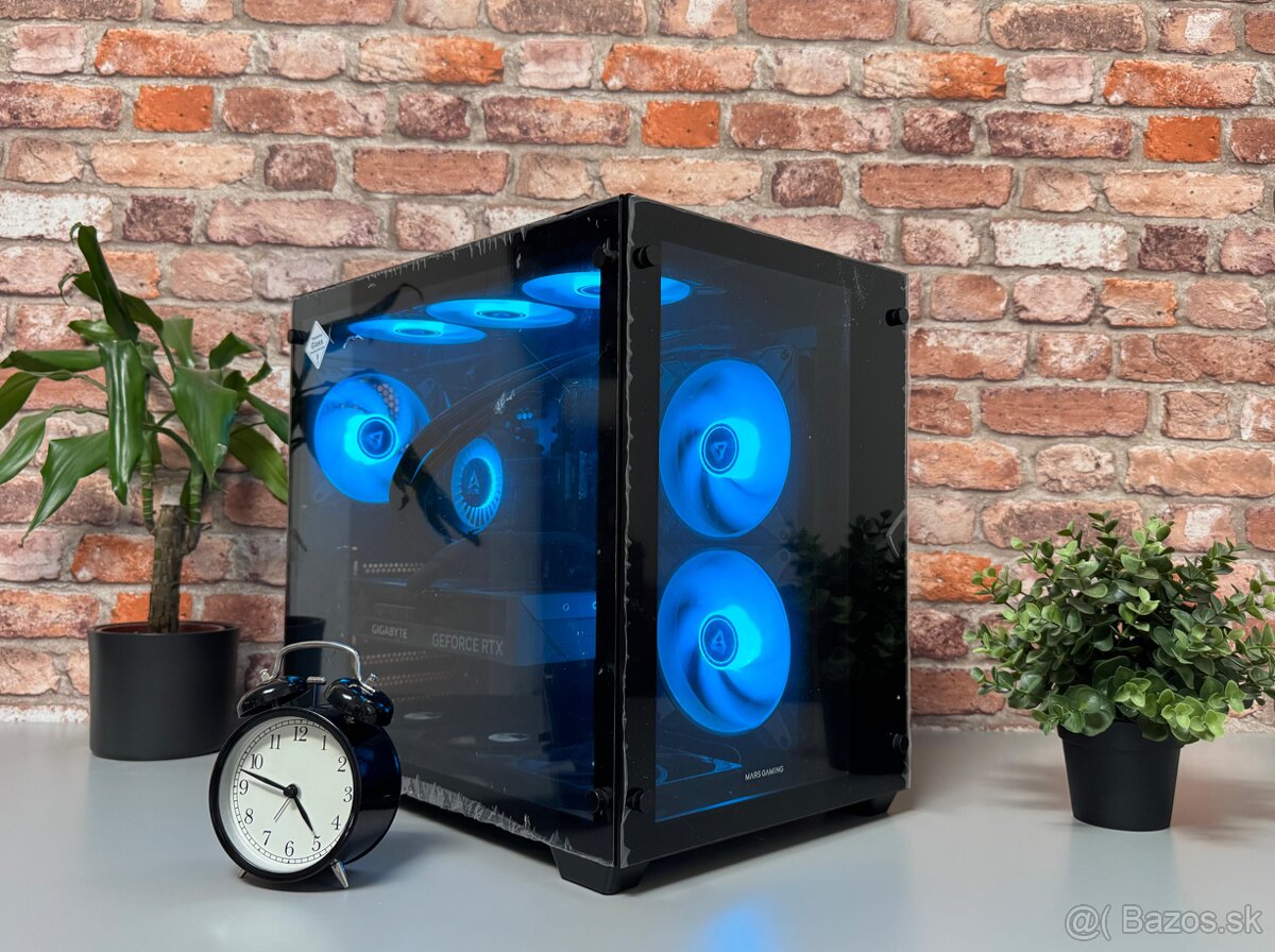Ryzen 7 5800X3D\32GB\RTX 4070\SSD\850W Zdroj