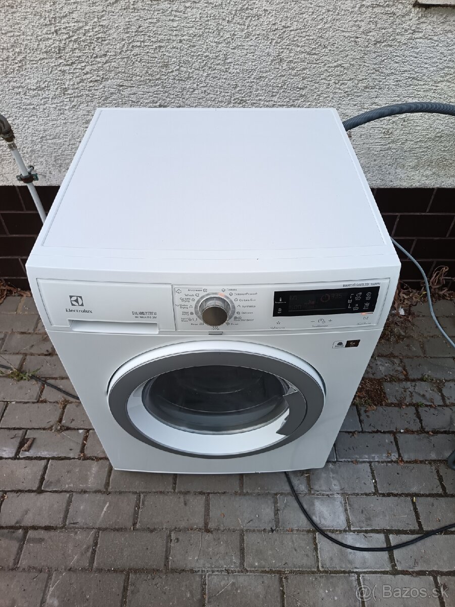 Rodinná parná práčka Electrolux na 8kg oradla