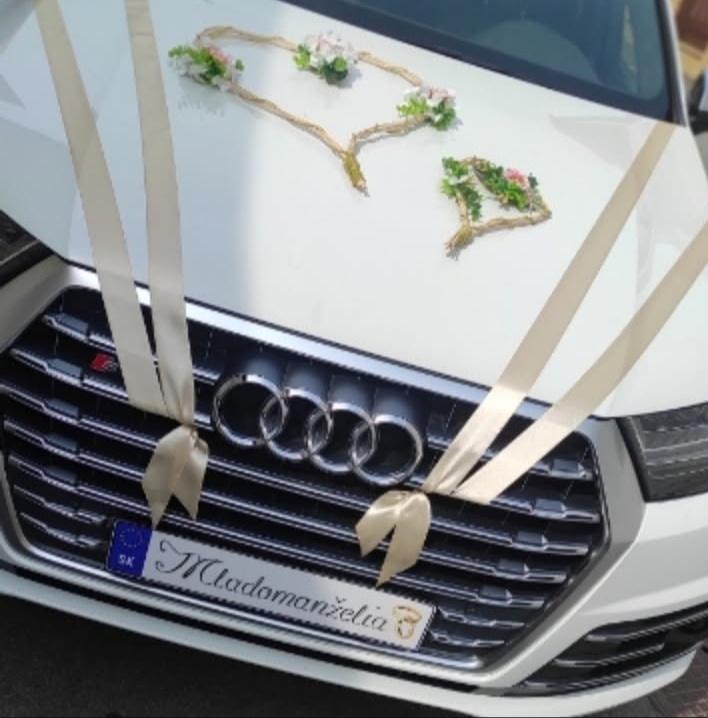Svadobné auto