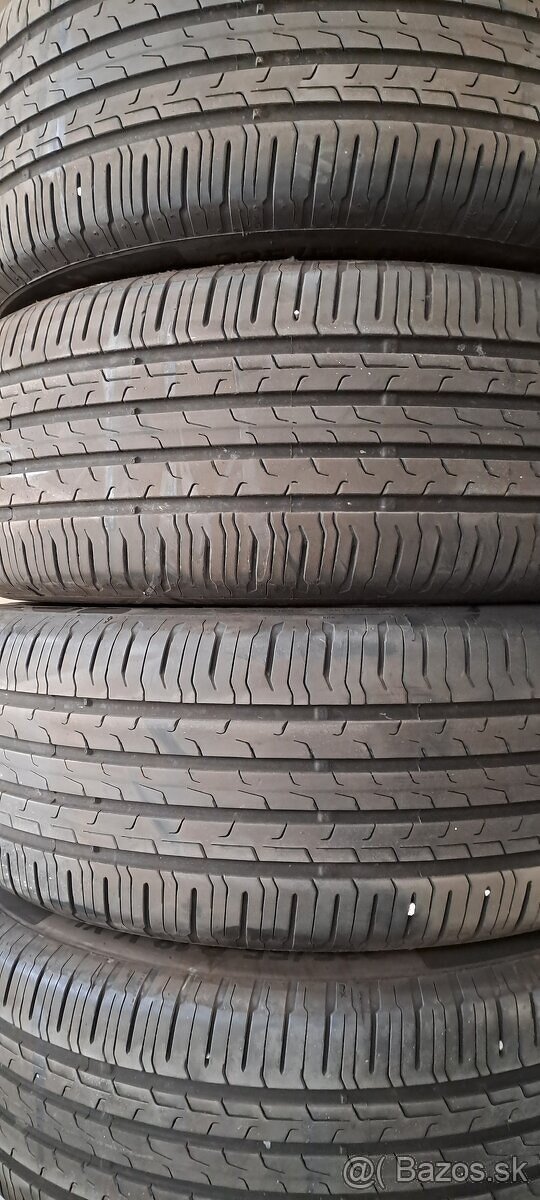 Predám 4ks pekné letné 235/55r18-104V Continental