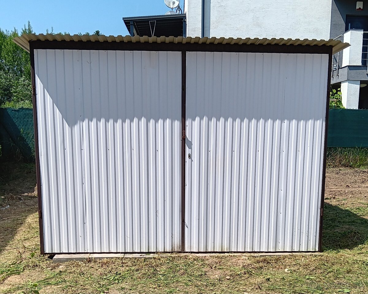 Plechová garáž 3x5m