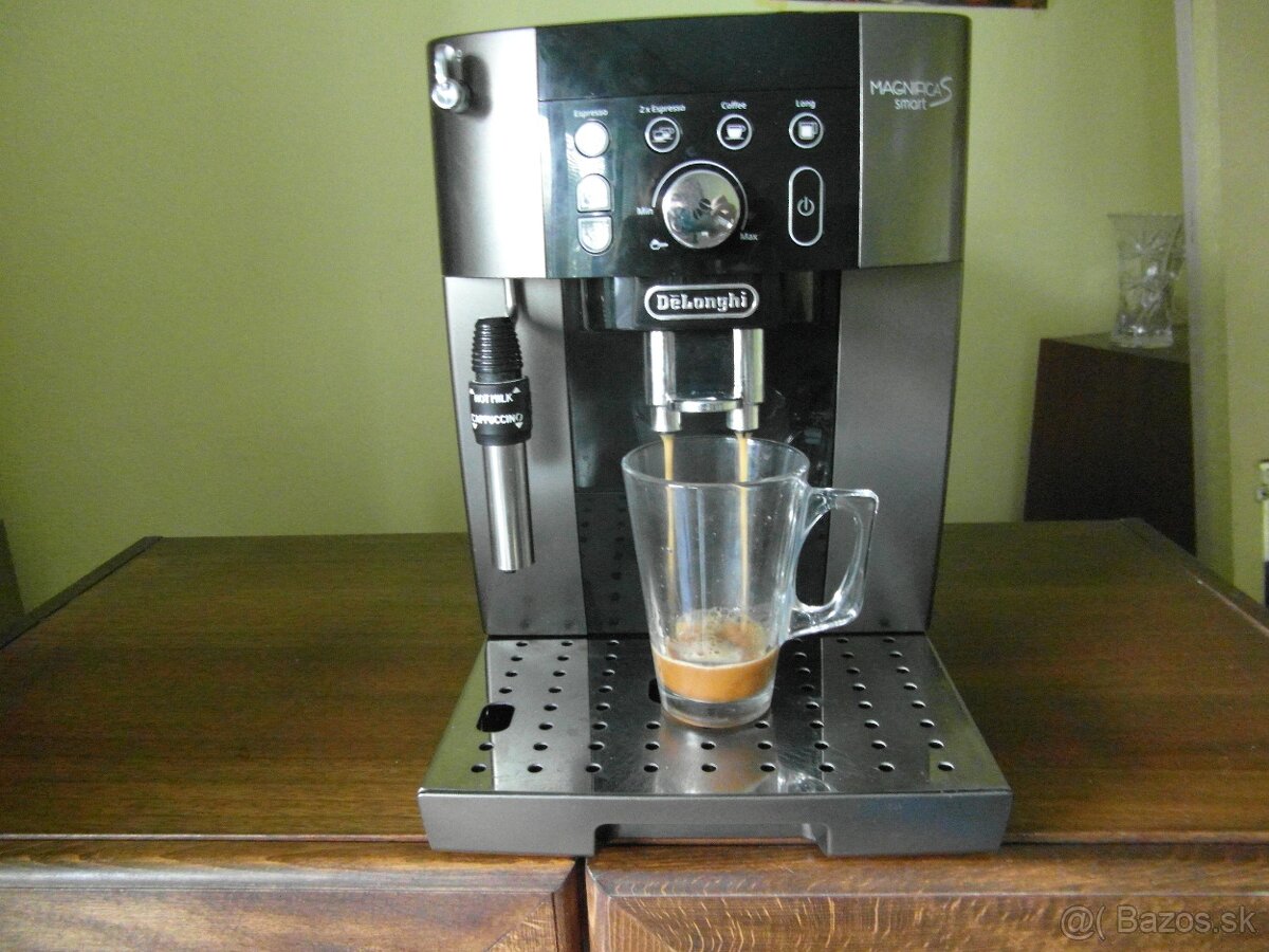 DeLonghi Magnifica S Smart