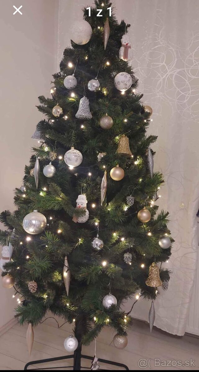 Predám krásny vianocny stromcek