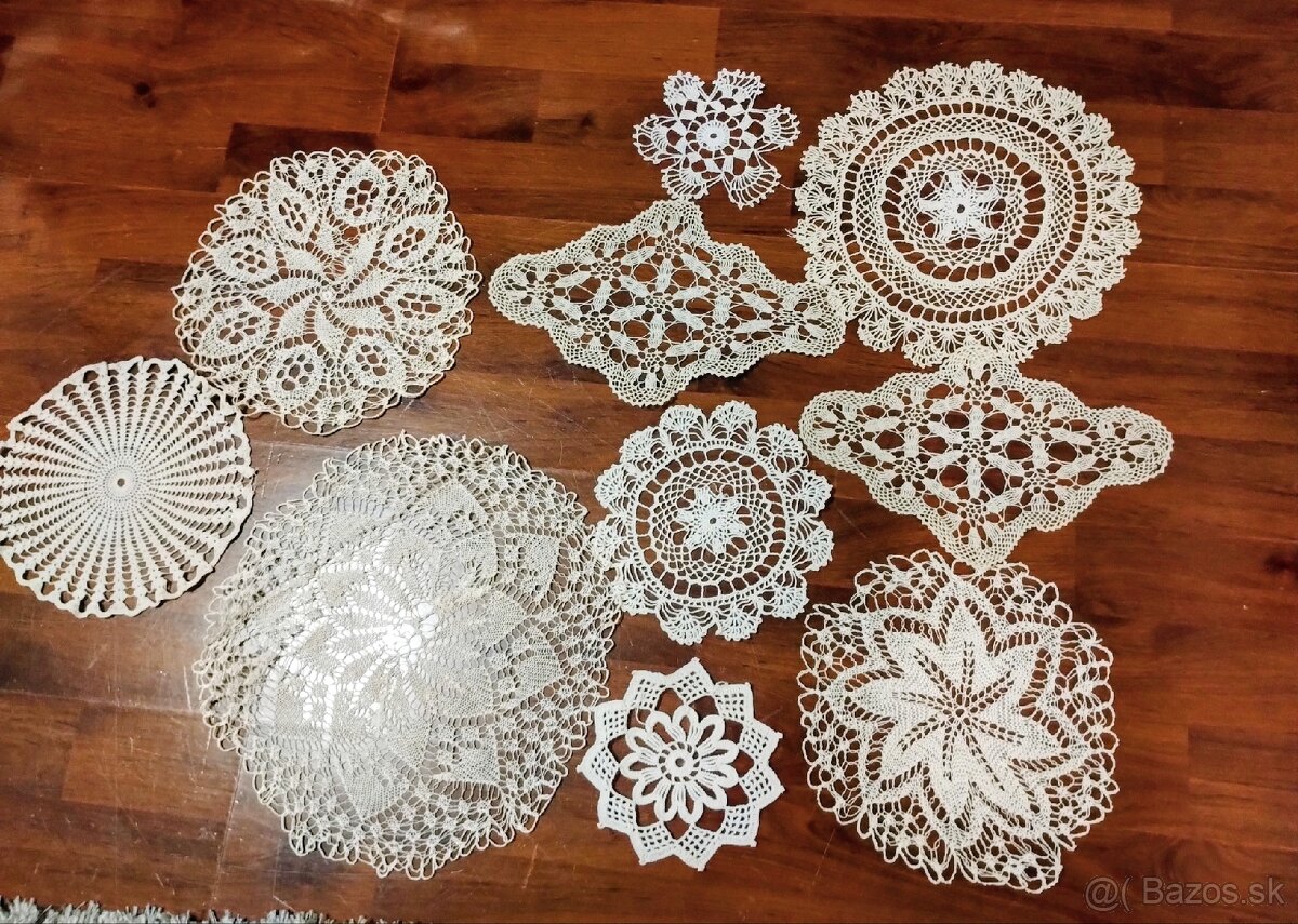Hačkované a vyšívane obrúsky