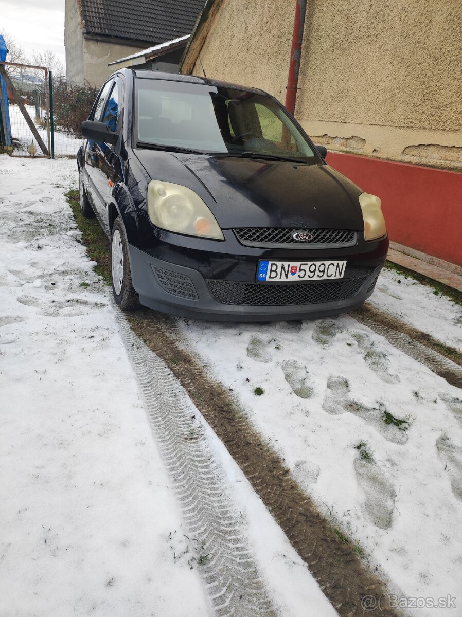 Ford fiesta 1.25 benzín