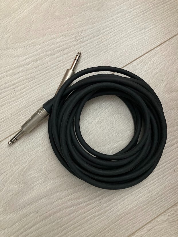 Predám stereo kábel 3 m Bespeco