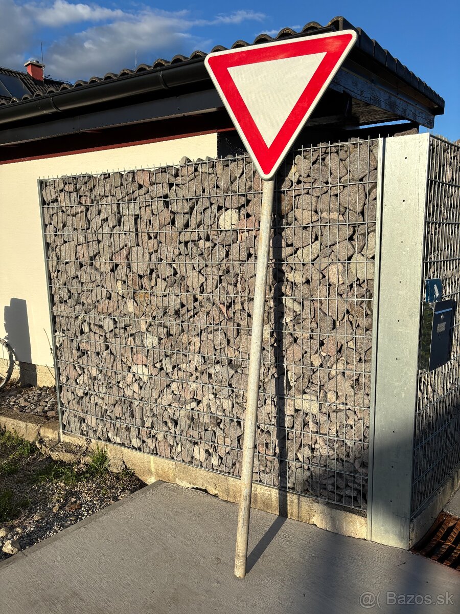 Dopravná značka