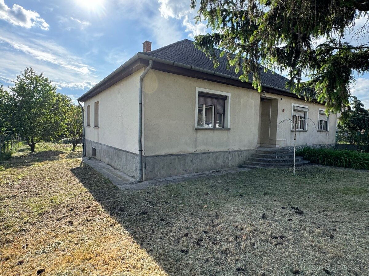 MAĎARSKO - FORRÓ / ENCS - ABÚJDEVECSER - 5 IZBOVÝ DVOJDOM I
