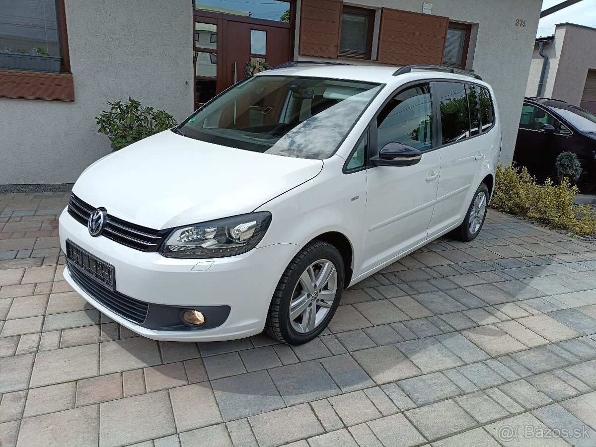 VOLKSWAGEN TOURAN 2.0 TDI CR 103 kW DSG6 MATCH BI-XENÓN