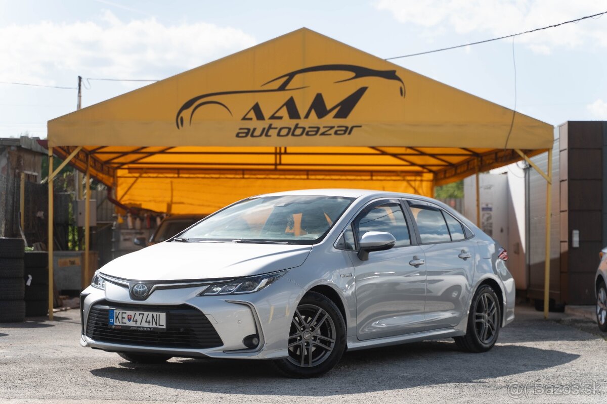 Toyota Corolla 1.8 Hybrid CVT - SK Pôvod / 1.Majiteľ