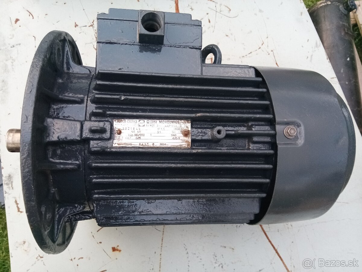Elektromotor 1,5kW , 940ot. prírubový