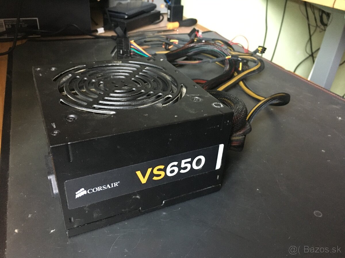 PC Zdroj CORSAIR VS650 75-001837