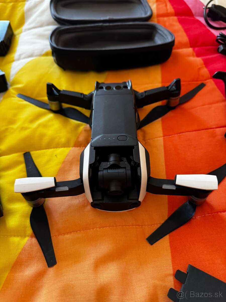 DJI Mavic AIR fly more kombo