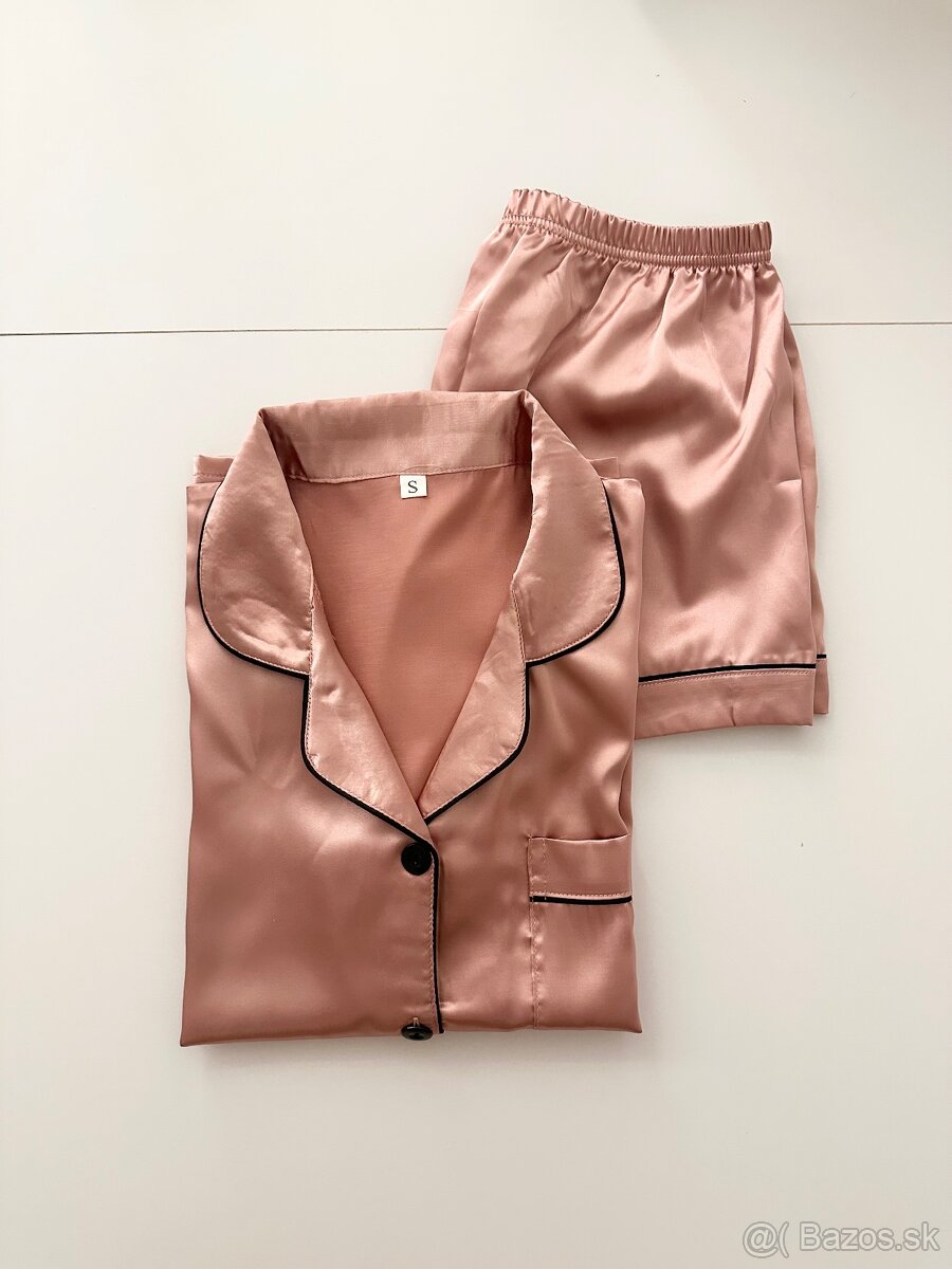 Dámske pyžamo set