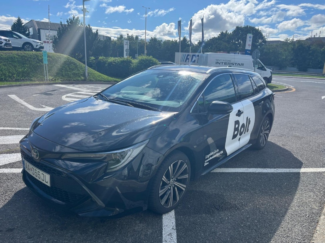 Prenájom Toyota Corolla Hybrid  2023 (Bolt Košice)