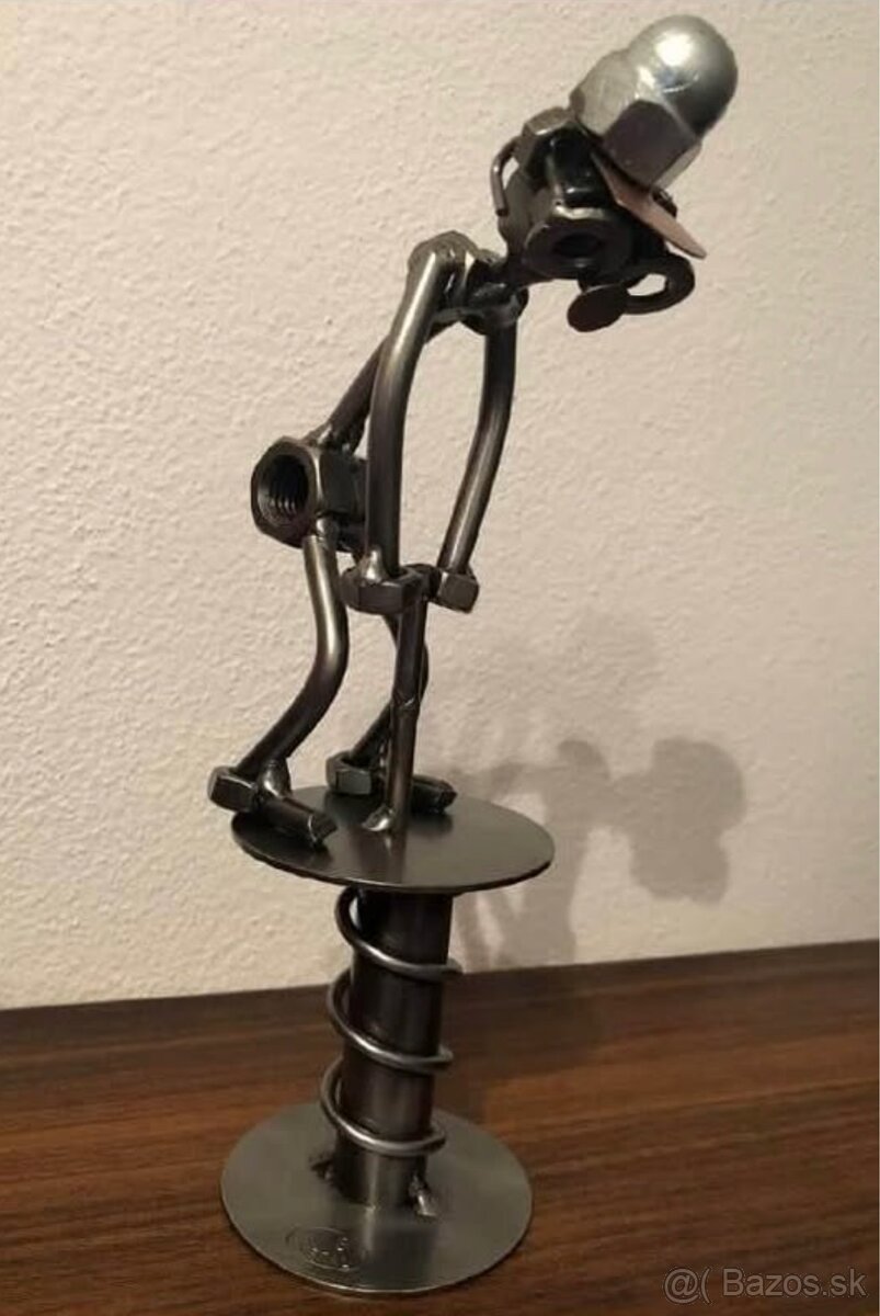 Kovové figurky, vhodné ako darček na Vianoce