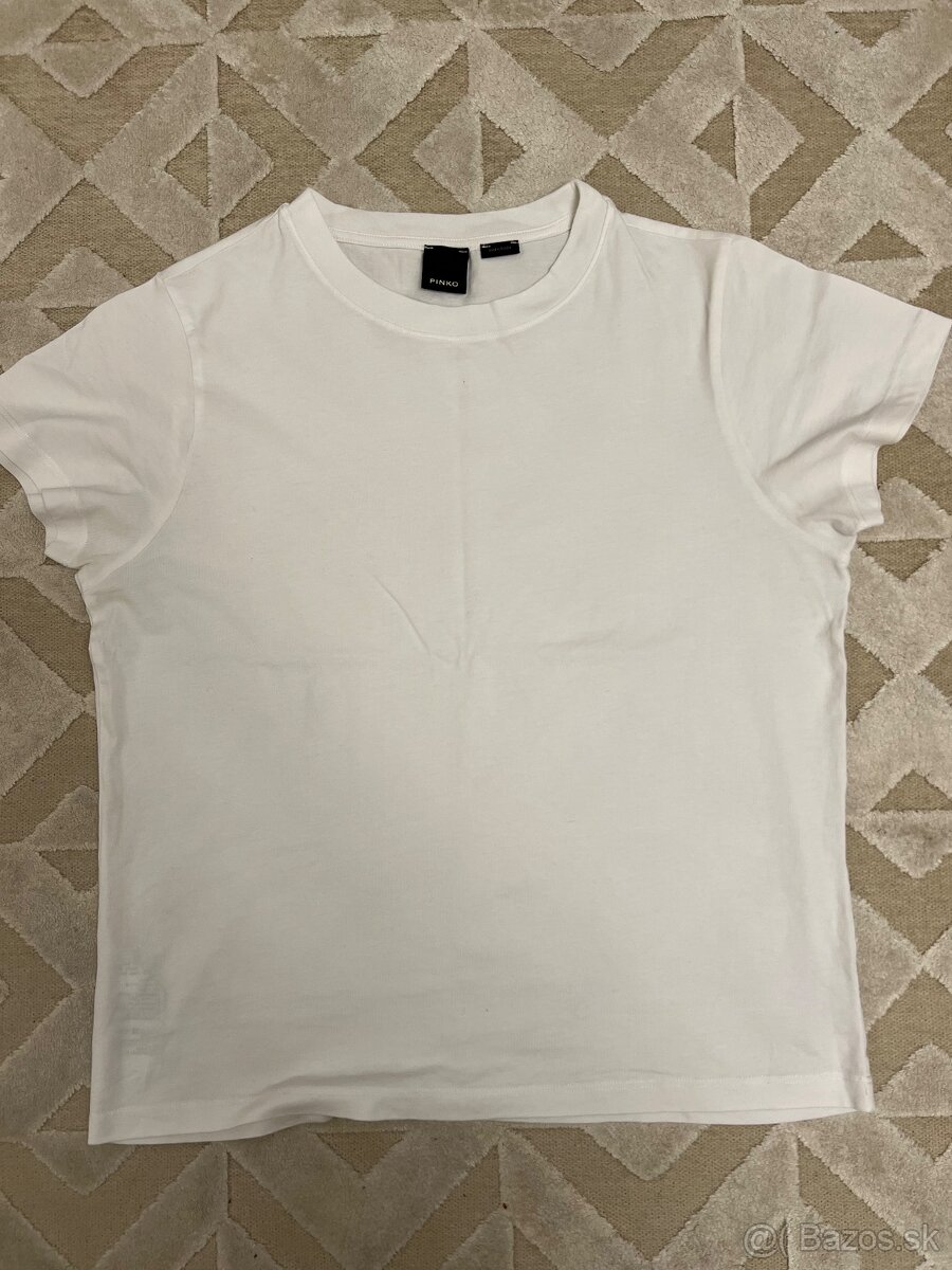 Predám tričko PINKO