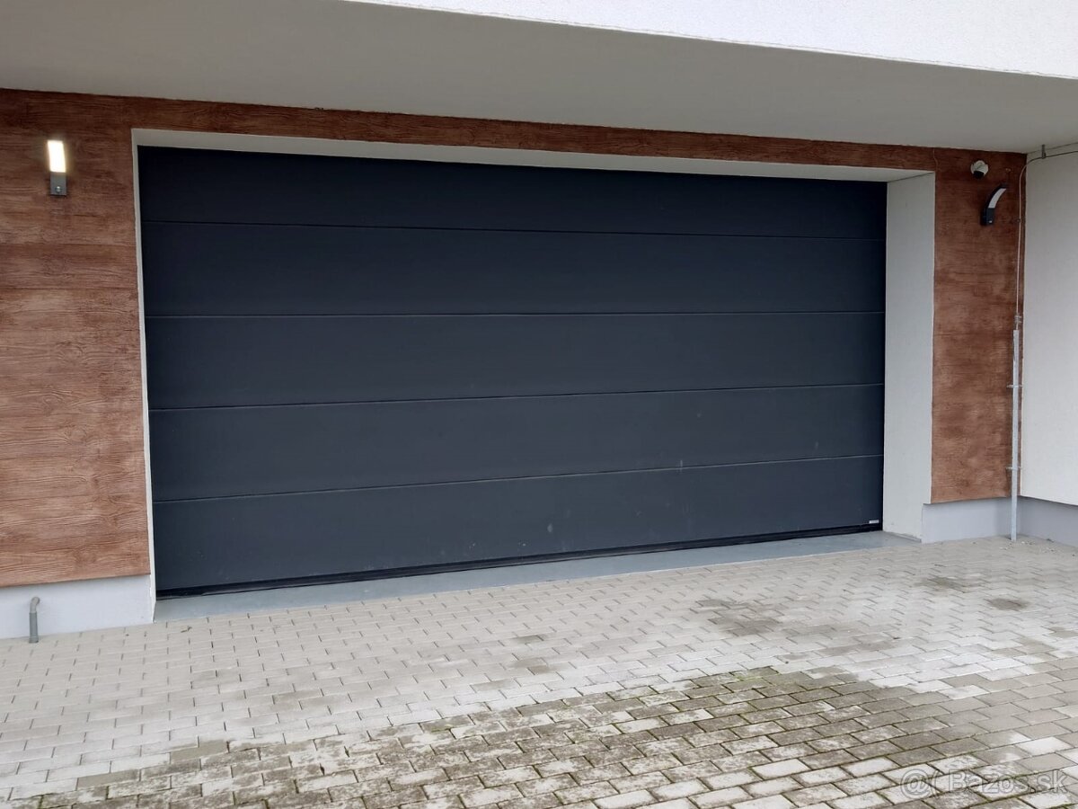 Automatická garážová brána Lamelland 5,0 x2,4m