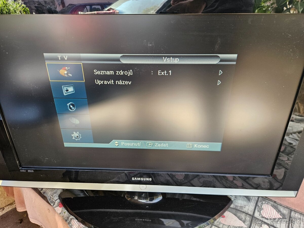 TV Samsung LE37S71B - 94 cm (37")