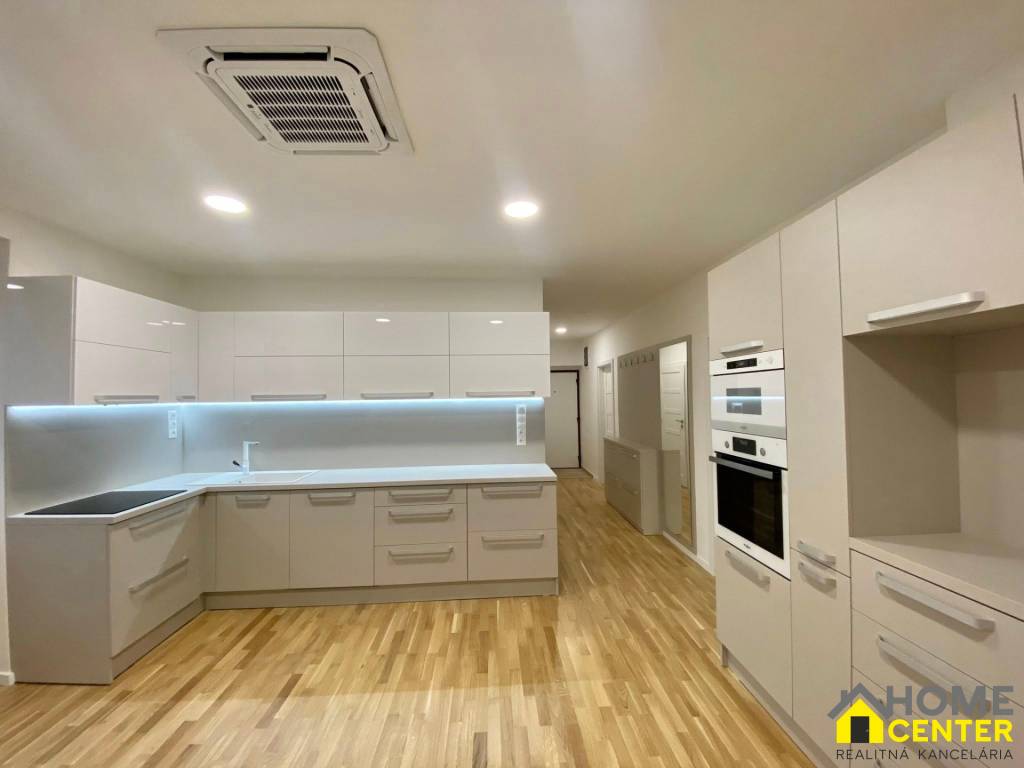 NA PREDAJ zrekonštruovaný, luxusný 2 izbový byt - KOMÁRNO